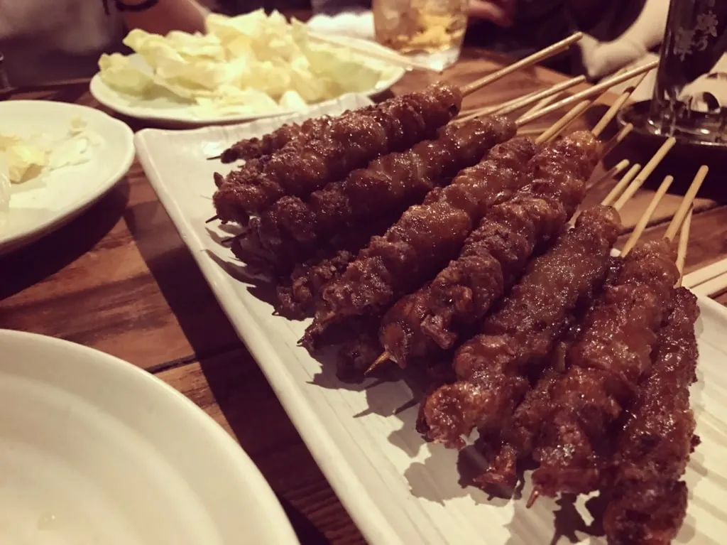 かわ屋：カリカリに焼いた最高に美味い皮串